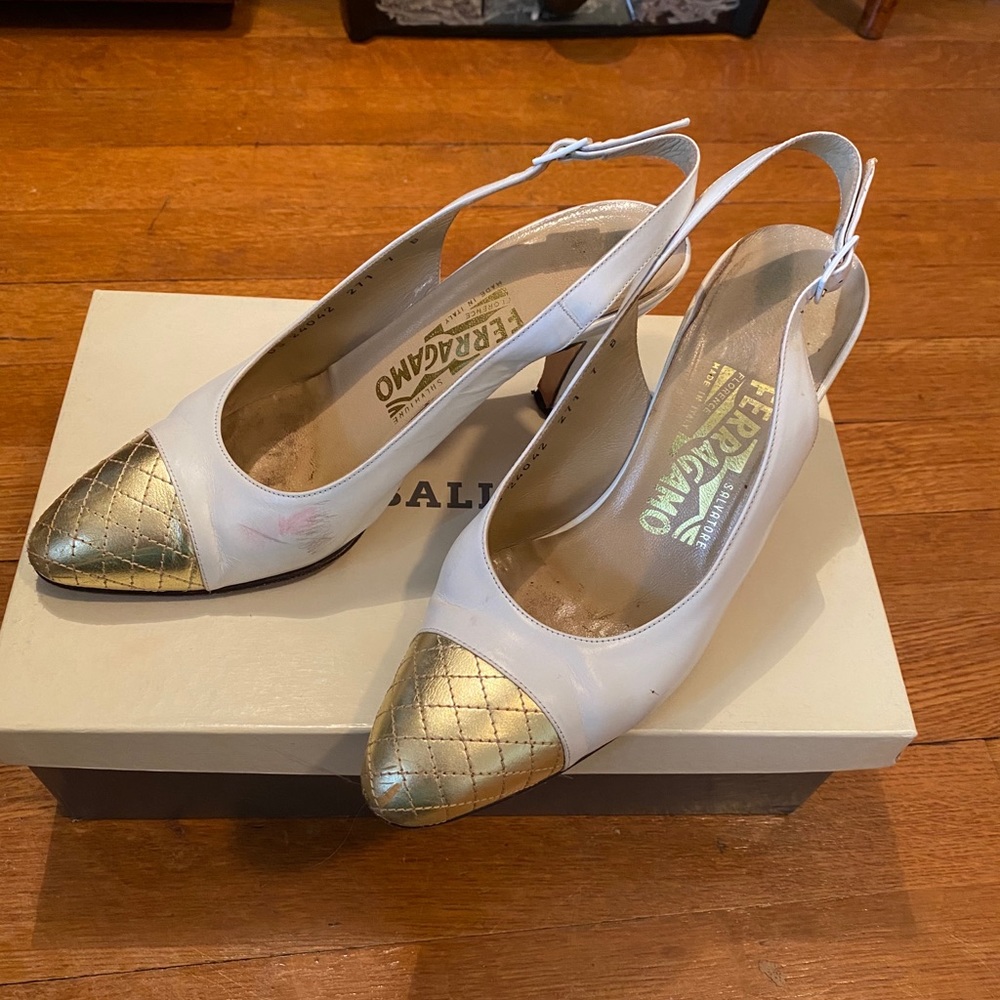 Rare Authentic Vintage Ferragamo Dressy Slingbacks